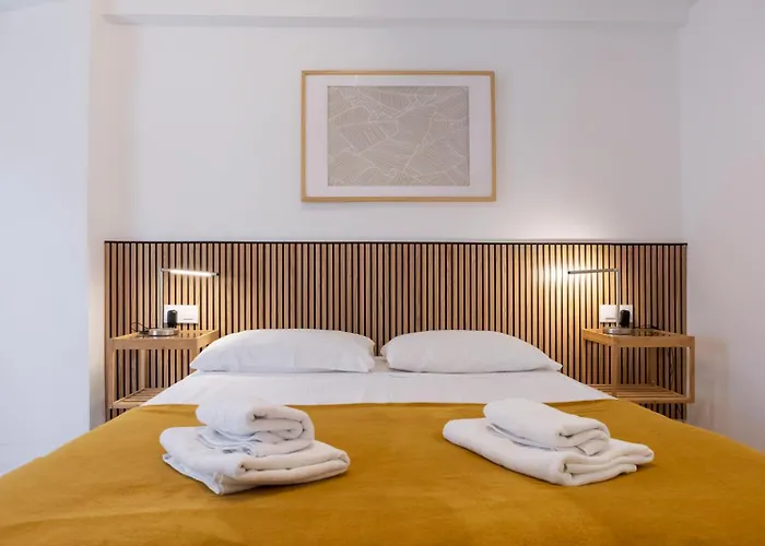 شقة Furio Silence *